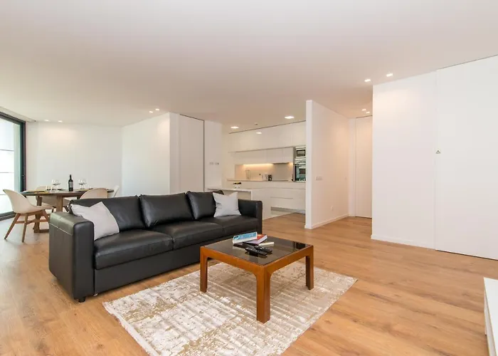 아파트 Luxo A Beira-mar Na Ria Formosa 오양